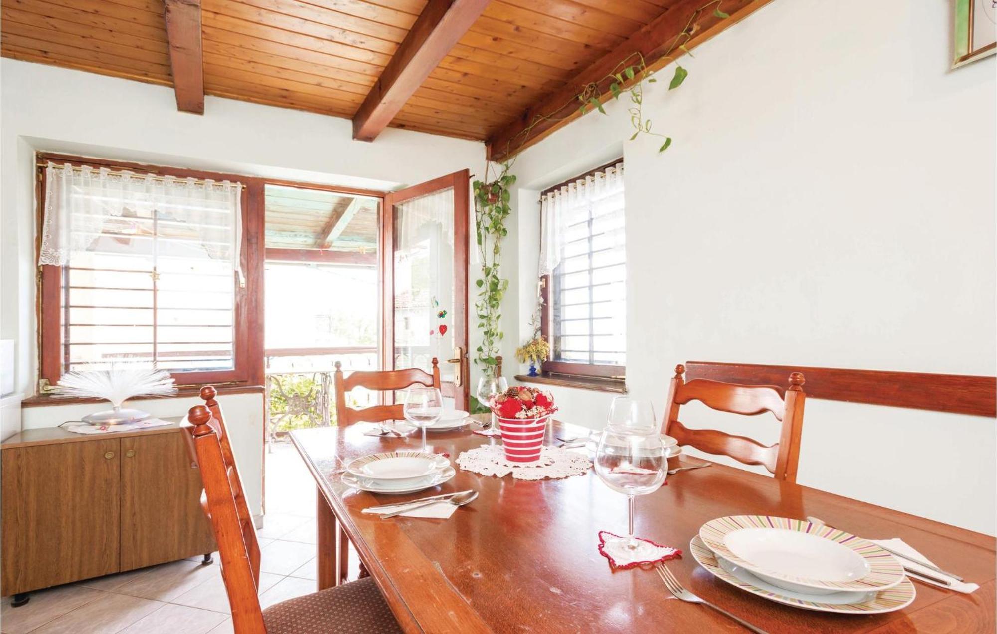 Awesome Apartment In Lovran With House Sea View Eksteriør billede